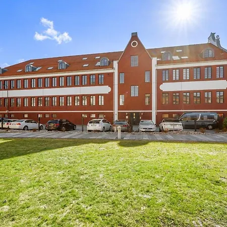 Modern & 2 Bedroom With Parking Stavanger